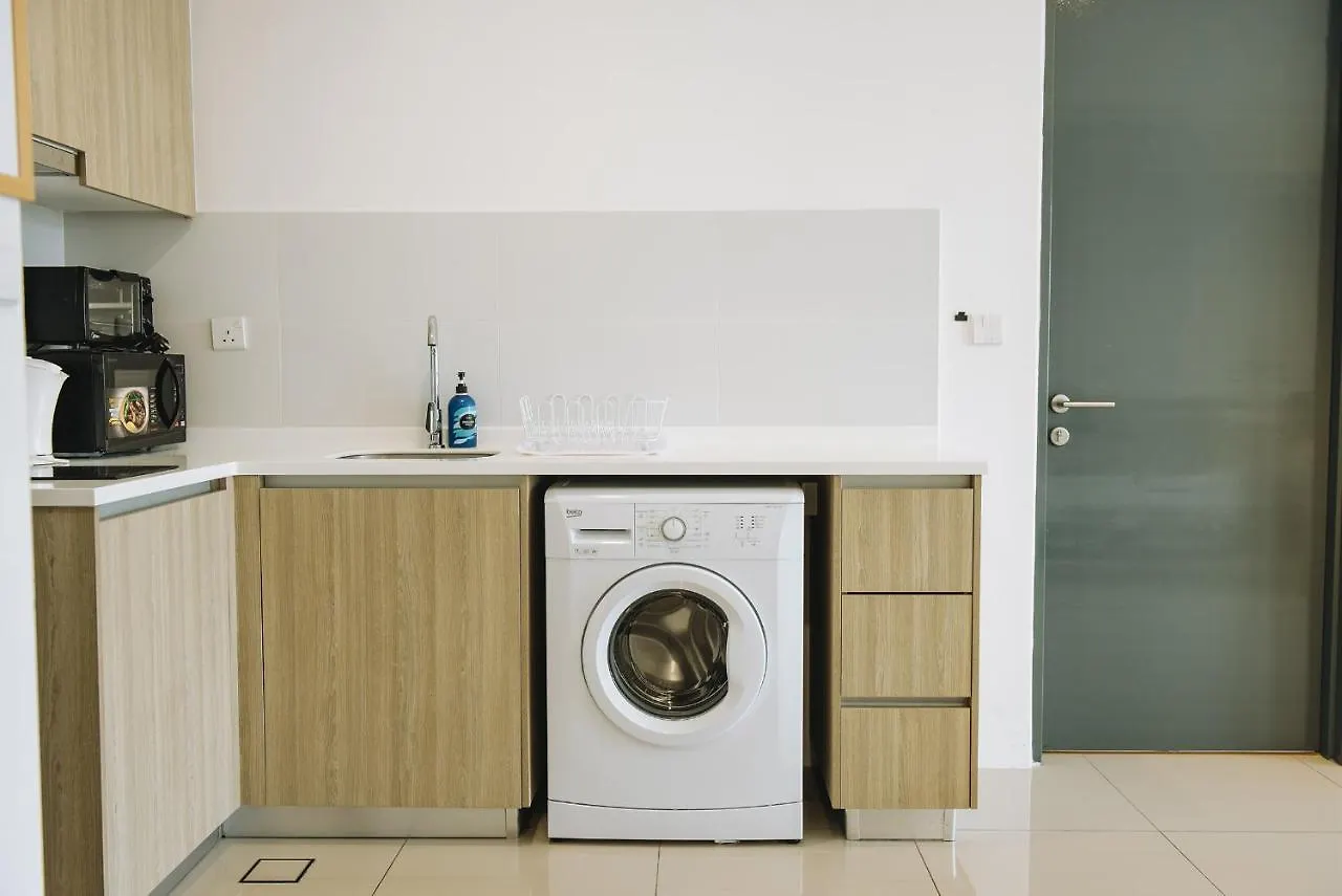 The White, 2Br Cityview By Wstay @ Tropicana 218 Macalister George Town